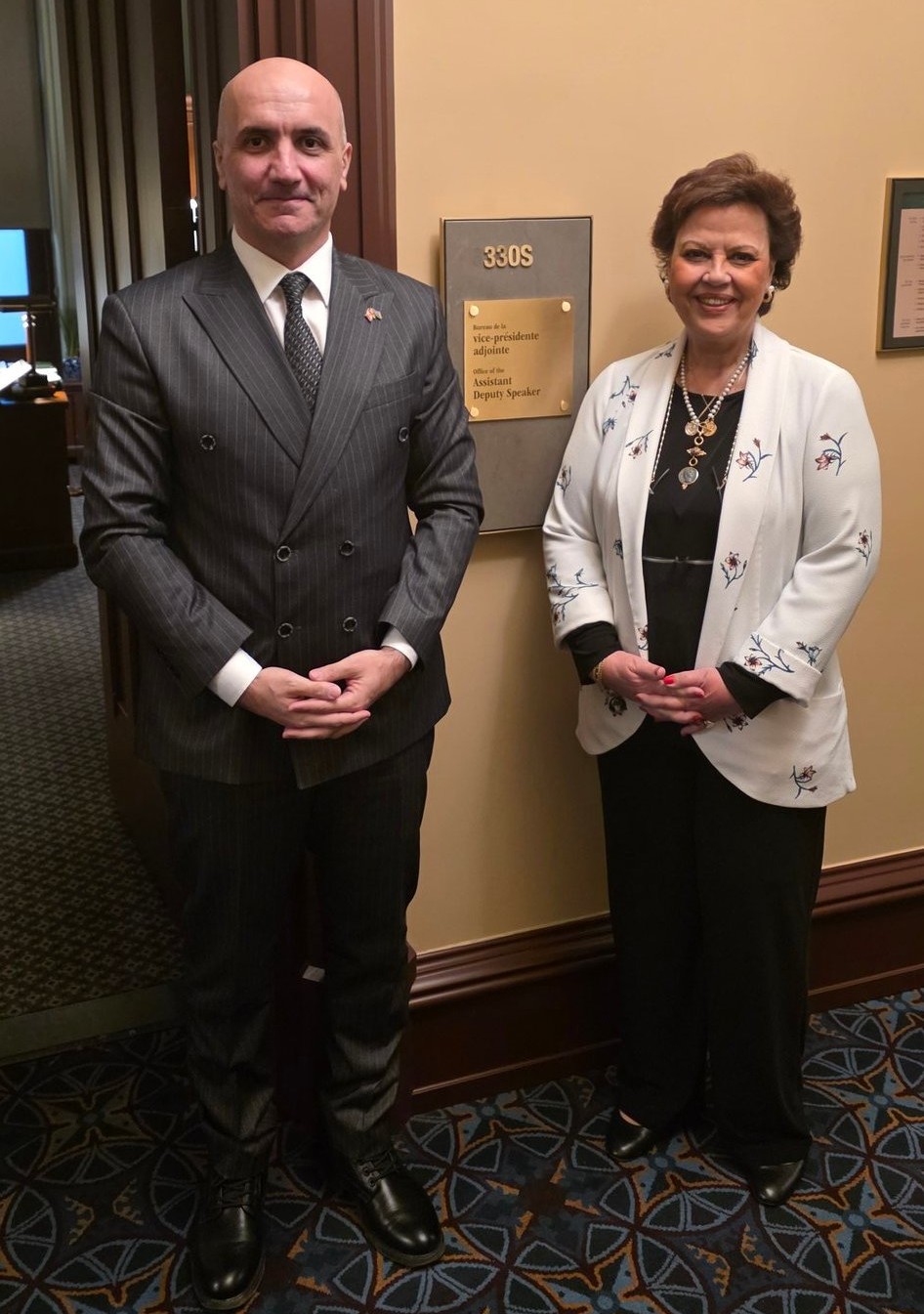 news banner image Desktop